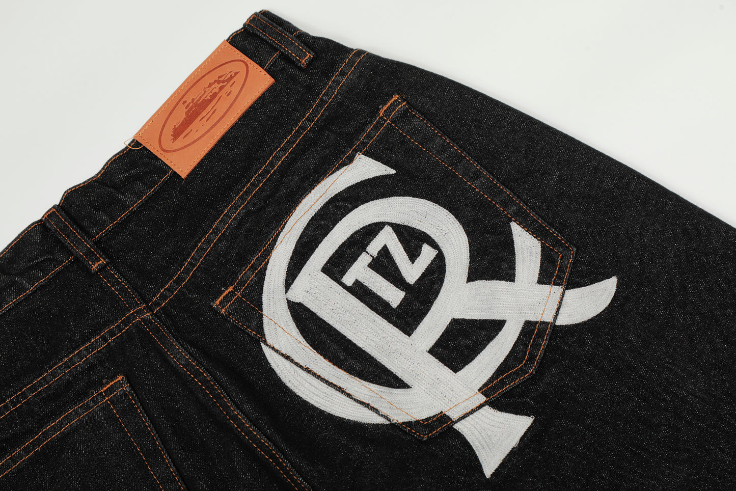 MIDNIGHT - DENIM SHORTS